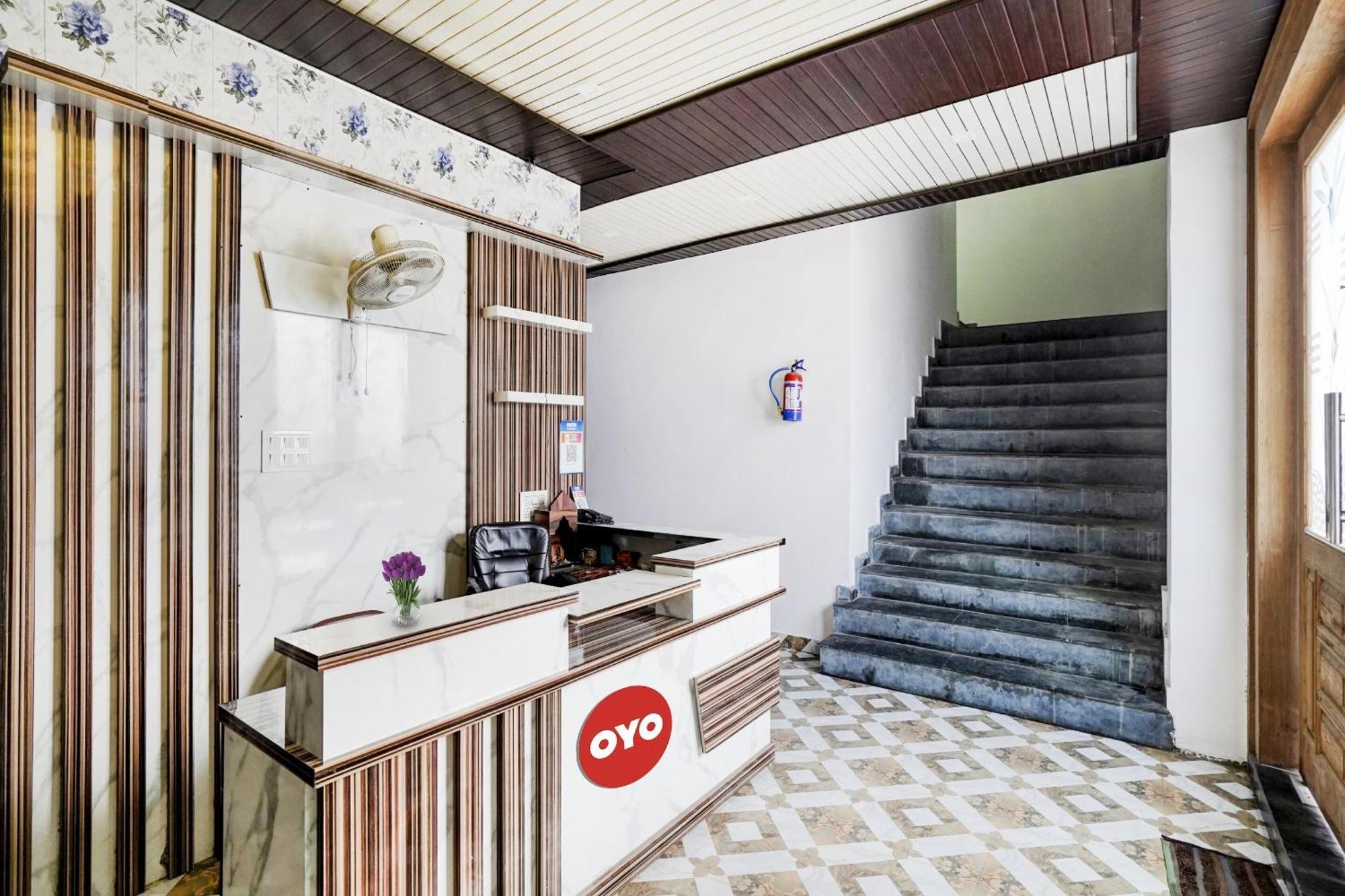 Collection O Love Garden Hotell Ghaziabad Exteriör bild